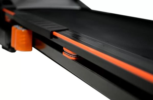 Бігова доріжка електрична WCG H606 + Гантелі + Масажер купити Бігова доріжка електрична WCG H606 + Гантелі + Масажер фото товару